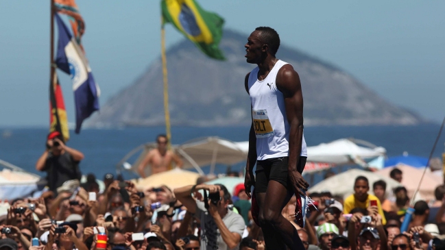Usain Bolt venció en exhibición de Copacabana pero no logró batir récord