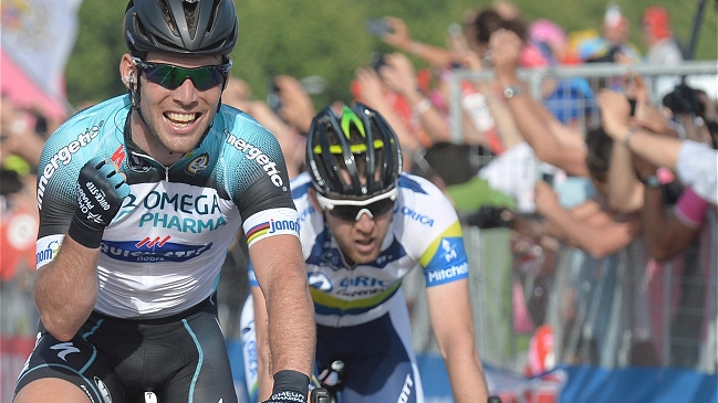 Mark Cavendish logró el doblete en la sexta etapa del Giro de Italia