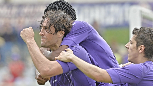 Fiorentina derrotó con lo justo a Palermo con Pizarro y Fernández en cancha