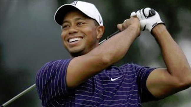 Tiger Woods retomó el primer lugar entre los deportistas mejor pagados