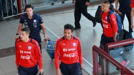 La selección se embarcó rumbo a Asunción para su choque con Paraguay