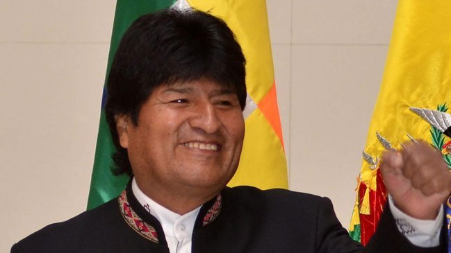 Evo Morales pide nueva estructura en el fútbol boliviano y no descarta ser dirigente