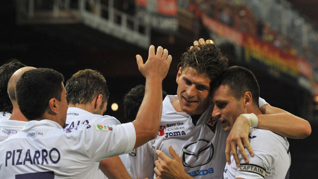 David Pizarro fue titular en goleada de Fiorentina sobre Genoa por la liga italiana