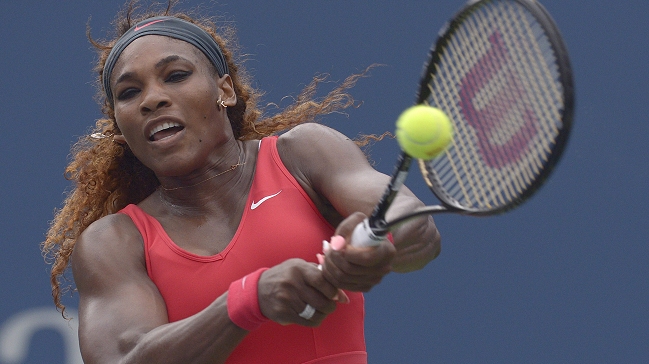 Serena Williams sigue con solidez en el US Open