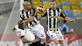 Claudio Maldonado fue titular en caída de Corinthians ante Botafogo
