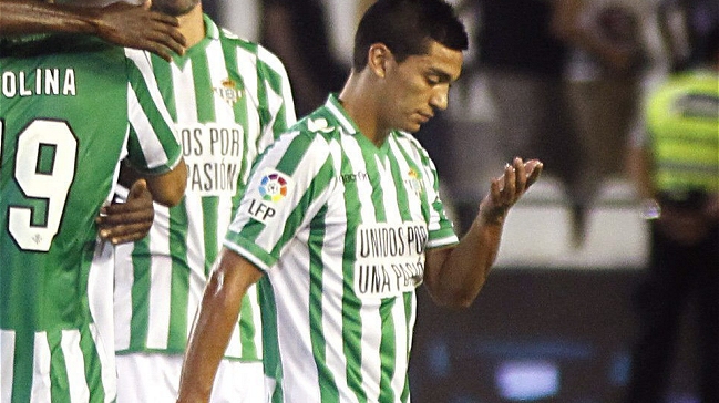 Lorenzo Reyes tuvo su esperado debut con la camiseta de Betis