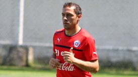Marcelo Díaz fue la gran novedad de la segunda práctica de Chile