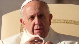 Romario invitó al Papa Francisco a debatir en el Congreso brasileño sobre fútbol