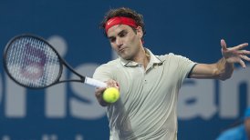 Roger Federer se impuso a Jo-Wilfried Tsonga en un partido benéfico