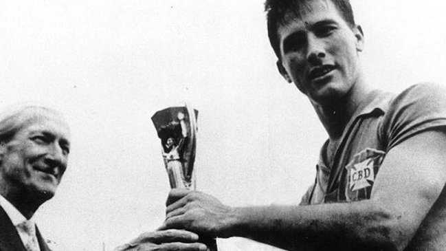 Capitán de la selección brasileña campeona mundial en 1958 está grave