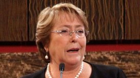 Bachelet evalúa asistir a inauguración del Mundial y al partido Chile-Australia