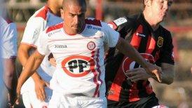 Jorge Acuña anunció su retorno al fútbol