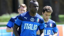 Mario Balotelli recibió insultos racistas en entrenamiento de Italia