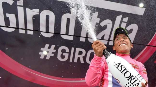 Nairo Quintana se quedó con la contrarreloj de montaña y afianzó su liderato en el Giro de Italia