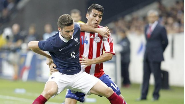 Francia dejó escapar una victoria ante Paraguay con miras al Mundial