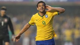 Brasil venció a Serbia, pero no logró encantar antes de su estreno mundialista