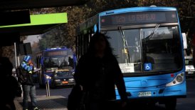 Mil buses del Transantiago dañados dejan celebraciones por triunfos de Chile en el Mundial