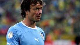 Capitán uruguayo Diego Lugano también será baja frente a Italia