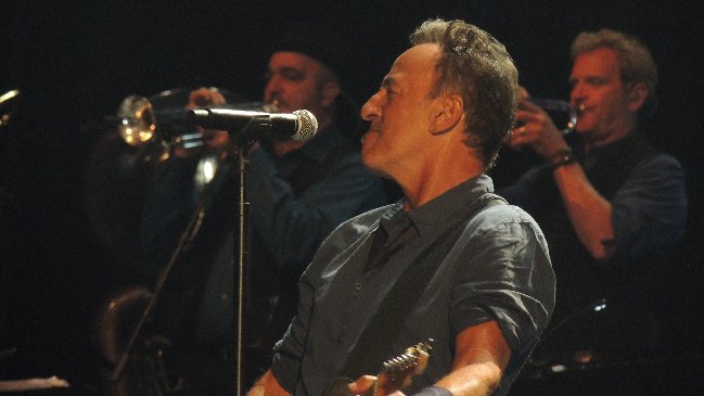 Bruce Springsteen sobre Suárez: "Morder no tiene lugar en los deportes"
