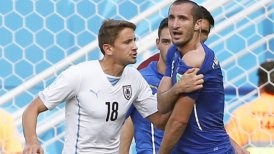 FIFA abrió expediente contra Luis Suárez por mordisco a italiano Chiellini