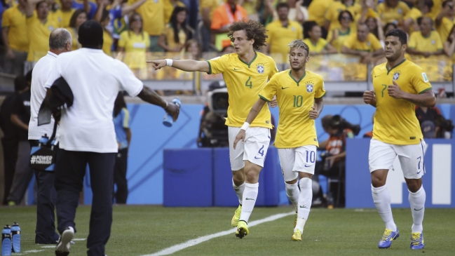 Brasil buscará seguir con vida en su Mundial ante la elogiada selección de Colombia