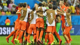 Holanda peleó con Costa Rica hasta los penales para conseguir su paso a semifinales