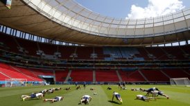 Rousseff asegura que en Brasil el fútbol y las elecciones no se mezclan