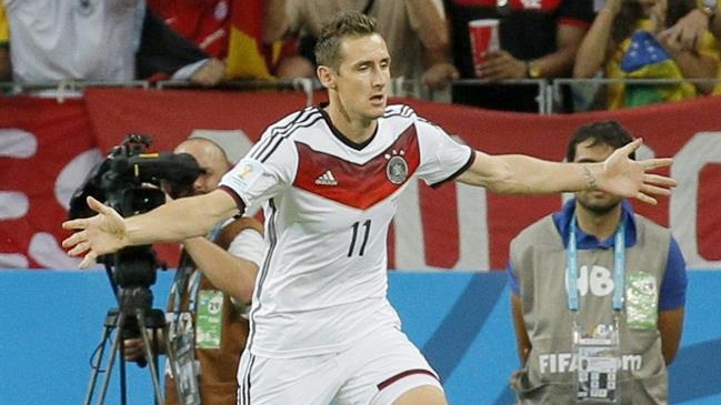 Miroslav Klose anunció su retiro de la selección alemana