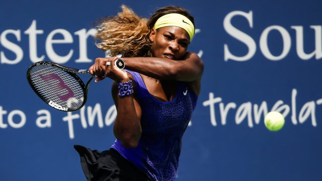 Serena Williams avanzó con facilidad a la semifinal en Cincinnati