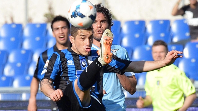 Carlos Carmona fue titular en clasificación de Atalanta en la Copa Italia