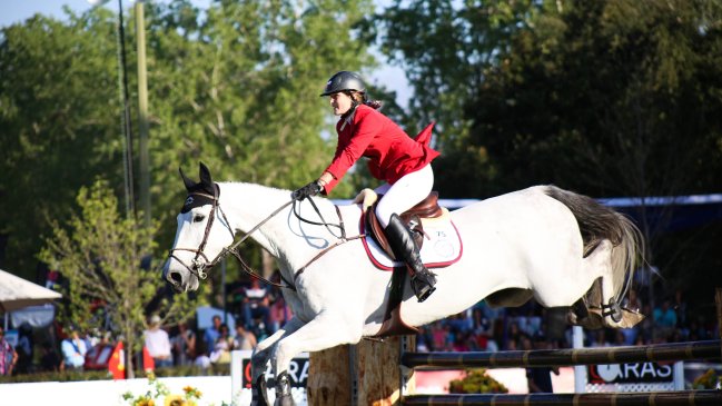Jinete Paola Labbé es la nueva campeona americana de Equitación