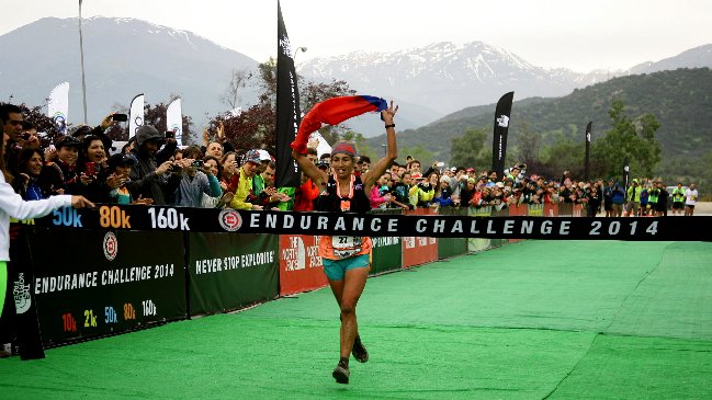Tres chilenos se subieron al podio en los 160K de trail running