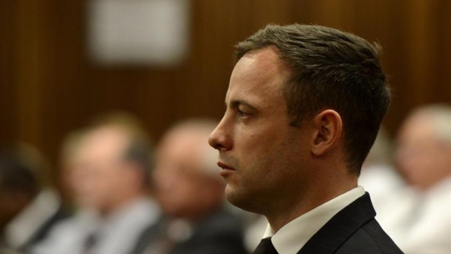 Oscar Pistorius condenado a cinco años por matar a su novia
