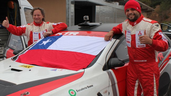 Emilio Rosselot culminó tercero en la última fecha del campeonato español de rally