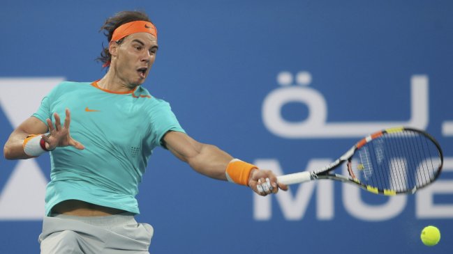 Rafael Nadal tuvo un desastroso retorno a las canchas en Abu Dabi