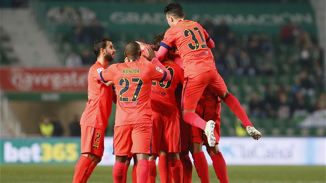 FC Barcelona volvió a arrollar a Elche de Enzo Roco y avanzó a cuartos en la Copa del Rey