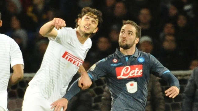 Gonzalo Higuaín dio a Napoli el paso a semifinales de Copa Italia ante Inter de Milán