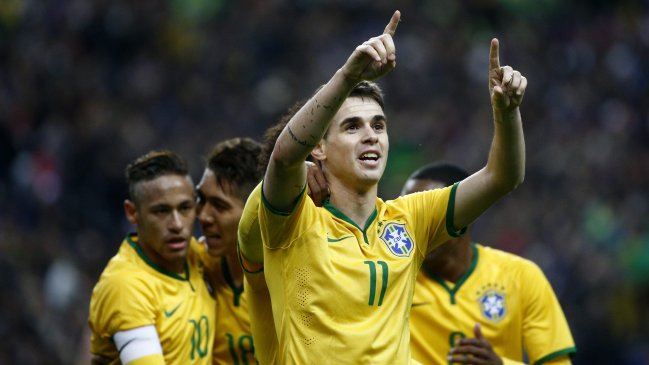 Brasil se impuso con contundencia ante Francia y espera el duelo ante Chile