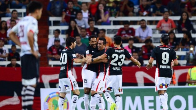 Palestino y Colo Colo afrontan partidos claves en Copa Libertadores