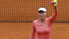 Sharapova avanzó con claridad a octavos de final en Madrid