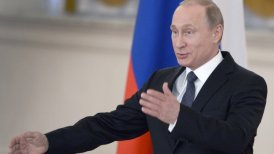 Vladimir Putin: Detenciones buscan evitar reelección de Blatter