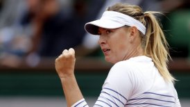 Maria Sharapova avanzó a octavos de final de Roland Garros sin mayores complicaciones