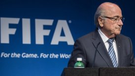 Prensa de EE.UU.: Departamento Justicia y el FBI investigan a Blatter