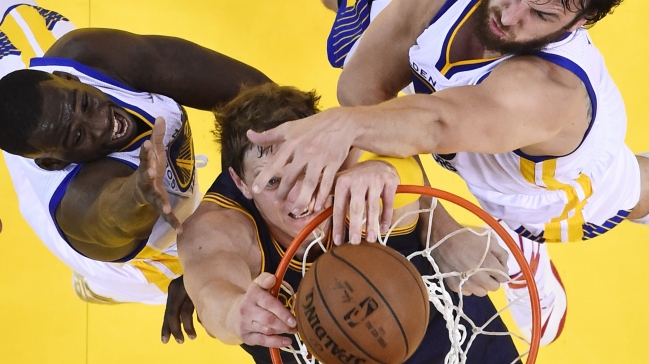 El tercer partido de las finales de la NBA entre Cleveland Cavaliers y Golden State Warriors