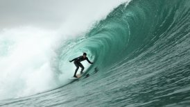 Brasileño Chianca se robó las miradas en primera jornada del mundial de surf en Arica