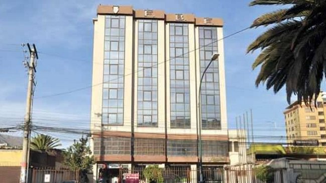 Fiscalía allanó edificio de la Federación Boliviana de Fútbol