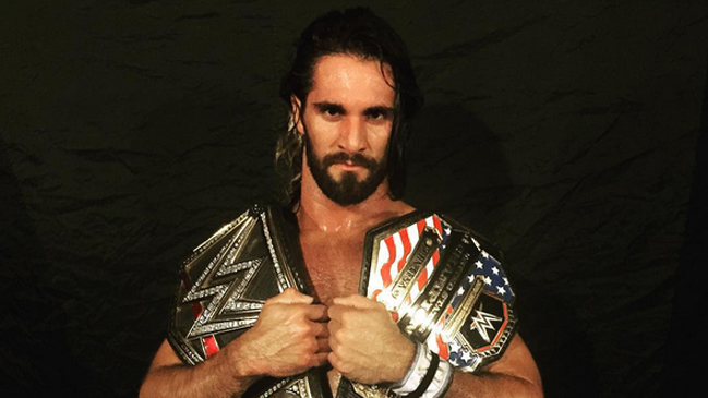 Seth Rollins derrotó a John Cena y le quitó su título en Summerslam