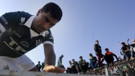 David Pizarro se ilusiona con volver a las canchas en choque de S. Wanderers y Palestino