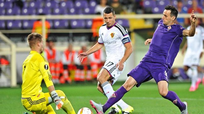 Fiorentina de Matías Fernández cayó en su debut en la Europa League ante Basilea