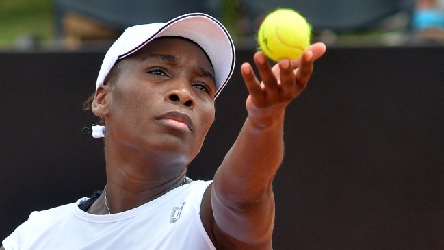 Venus Williams ganó el WTA de Wuhan tras el retiro de Garbiñe Muguruza